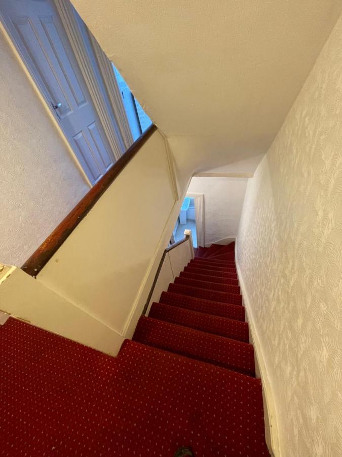 Elmdene Road - Large Room London Ngoại thất bức ảnh